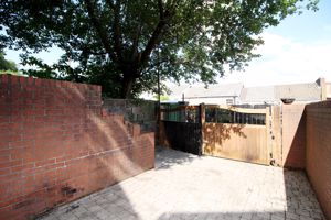 Photo 16- click for photo gallery